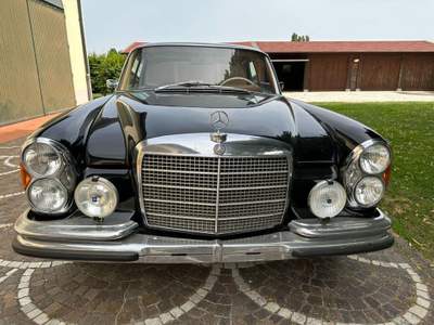 Mercedes-Benz 280 280 SE Coupè Nero usata Reggio Emilia