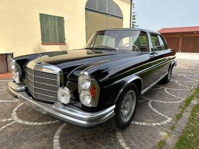 Mercedes-Benz 280 280 SE Coupè Nero usata Reggio Emilia