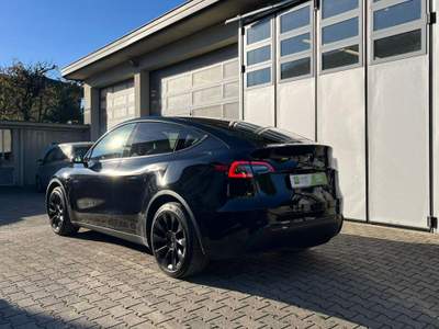 Tesla Model Y Single Motor RWD Nero usata Sergnano