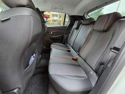 Peugeot 208 1.5 BlueHDi 102 CV Allure NEOPATENTATI Bianco usata Cava Manara
