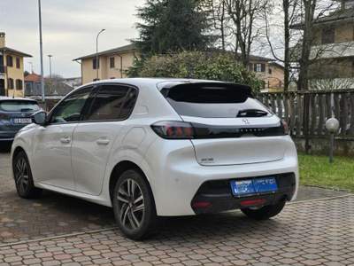 Peugeot 208 1.5 BlueHDi 102 CV Allure NEOPATENTATI Bianco usata Cava Manara