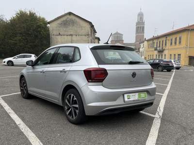 Volkswagen Polo 1.0 TGI  Highline Neopatentati Grigio usata Cava Manara