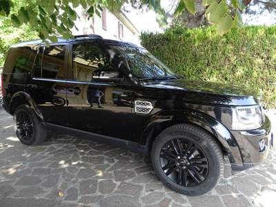 Land Rover Discovery 4 3.0 TDV6 211cv 7posti Nero usata Castel Maggiore