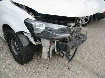 Volkswagen Caddy 1.4 TGI DSG Kombi Maxi Bianco usata LAMEZIA TERME