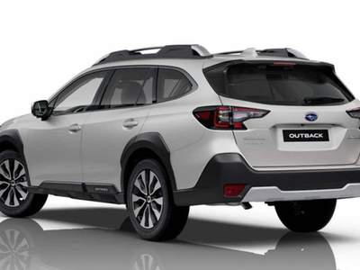 Subaru Outback 2.5i Lineartronic Premium Bianco usata Padova