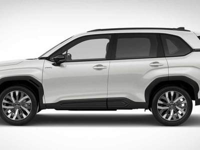 Subaru Forester 2.0 e-Boxer MHEV CVT Lineartronic Free Bianco usata Padova