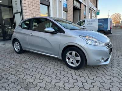 Peugeot 208 1° serie 1.0 VTi 68 CV 3p PureTech NeoPatentati Grigio usata Cernusco sul Naviglio