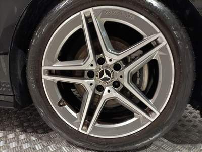 Mercedes-Benz Classe A Neopatentati, Automatic AMG Line Advanced Nero usata Magenta
