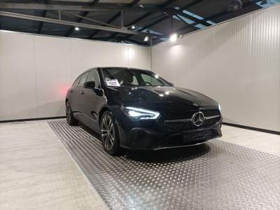 Mercedes-Benz CLA Automatic Shooting Brake Progressive Advanced Nero usata Magenta