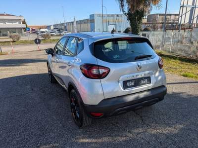 Renault Captur TCe 12V 90 CV Black edition Grigio usata Limena