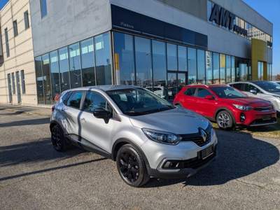 Renault Captur TCe 12V 90 CV Black edition Grigio usata Limena