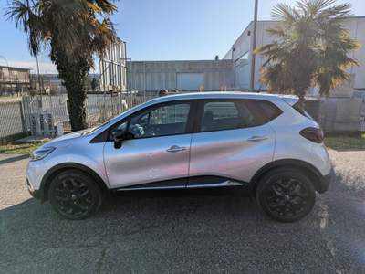 Renault Captur TCe 12V 90 CV Black edition Grigio usata Limena