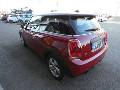 MINI One 1.2 One 75 CV Rosso usata MODENA