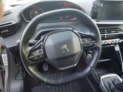 Peugeot 2008 Peugeot 2008 1.5 Blue HDI 110 Active Grigio usata Frosinone