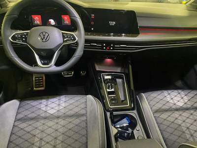 Volkswagen Golf 1.5 eTSI 150 CV DSG R-Line Bianco usata ZEVIO