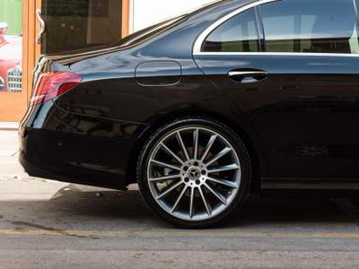 Mercedes-Benz Classe E d Auto Premium Plus Nero usata Grottaglie
