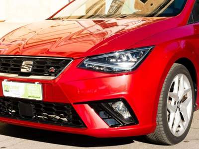 Seat Ibiza 1.6 TDI 115 CV 5 porte FR Rosso usata Grottaglie