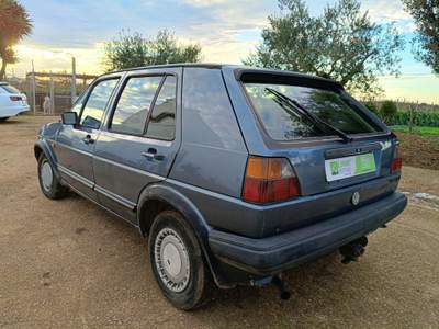 Volkswagen Golf 1600 turbodiesel 5 porte GTD ASI Blu/Azzurro usata Putignano