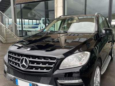 Mercedes-Benz Classe M BlueTEC Premium Nero usata Salerno