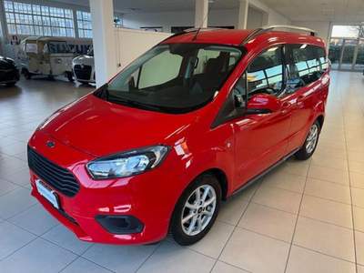 Ford Tourneo Courier 1.0 EcoBoost 100 CV Plus Rosso usata Cormons