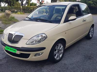 Lancia Ypsilon 1.4 16V Platino Beige usata Varazze