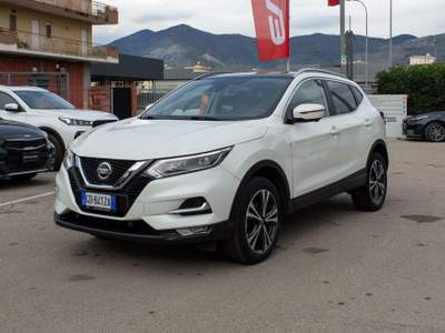 Nissan Qashqai 1.5 dCi 115 CV N-Connecta Bianco usata Fondi