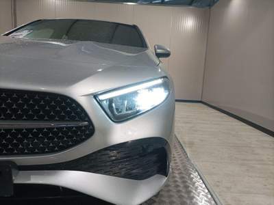 Mercedes-Benz Classe A Neopatentato, Automatic AMG Line Advanced Argento usata Magenta