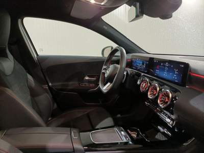 Mercedes-Benz Classe A Neopatentato, Automatic AMG Line Advanced Argento usata Magenta