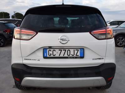 Opel Crossland 1.5 ECOTEC D 102 CV S&S Ultimate *Navi,Sensori,LED Bianco usata San Vito dei Normanni