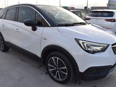 Opel Crossland 1.5 ECOTEC D 102 CV S&S Ultimate *Navi,Sensori,LED Bianco usata San Vito dei Normanni