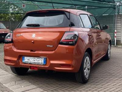 Suzuki Swift 1.2 Hybrid WAKU Arancione usata Novara