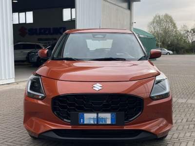 Suzuki Swift 1.2 Hybrid WAKU Arancione usata Novara