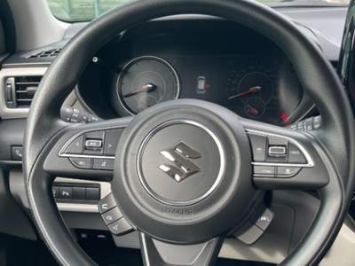 Suzuki Swift 1.2 Hybrid WAKU Arancione usata Novara