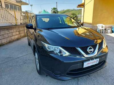 Nissan Qashqai 1.2 DIG-T Visia Nero usata Grottaminarda