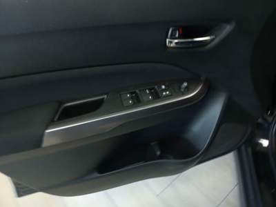 Suzuki Vitara (2015) 1.0 Boosterjet Cool Nero usata Torino
