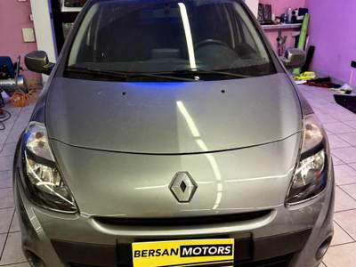 Renault Clio 1.2 16V 5 porte Luxe Grigio usata Castagnaro