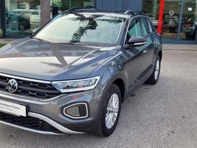 Volkswagen T-Roc 1.5 TSI ACT DSG Life Grigio usata Monte di Procida