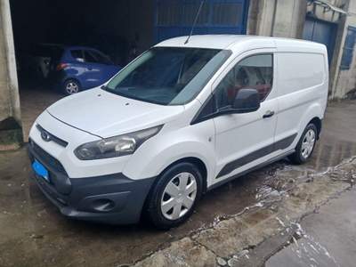 Ford Tourneo Connect 7 1.5 TDCi 120 CV Bianco usata Pieve Emanuele