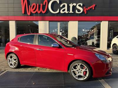 Alfa Romeo Giulietta 2.0 JTDm-2 170 CV TCT Distinctive XENO-BLUETOOTH Rosso usata Alba