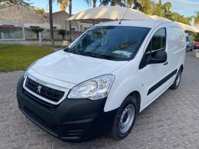 Peugeot Partner Blue HDi  Furgone Bianco usata Giarre