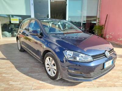 Volkswagen Golf 1.6 TDI 110 CV 5p. Comfortline BlueMotion Technology Blu/Azzurro usata Caprarica di Lecce