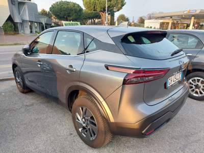 Nissan Qashqai MHEV 158 CV Xtronic Business Grigio usata Bassano del Grappa