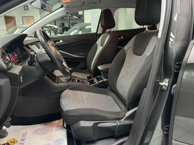 Opel Grandland X 1.5 diesel Ecotec S&S Business Grigio usata Andria