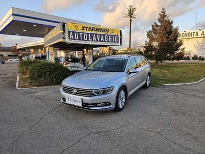 Volkswagen Passat Passat Var. 2.0 TDI DSG Comfortline BMT Argento usata Pomezia