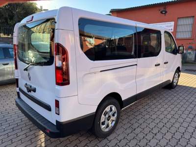 Renault Trafic BluedCi 110CV L1 9 POSTI Authentic Bianco usata Milano