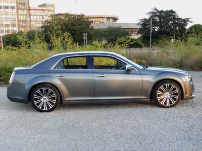 Lancia Thema 3.0 V6 Multijet II 239 CV Executive Grigio usata Ragusa