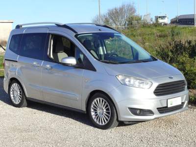 Ford Tourneo Courier 1.6 TDCI 95 CV Plus Argento usata Ragusa
