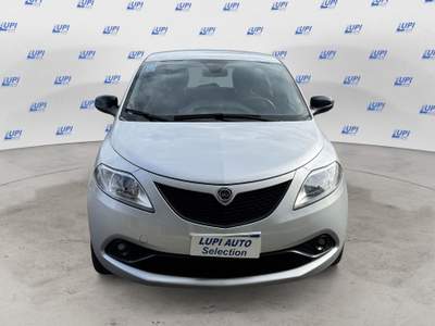 Lancia Ypsilon 1.0 firefly hybrid Gold s&s 70cv Argento usata Pistoia