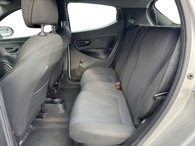 Lancia Ypsilon 1.0 firefly hybrid Gold s&s 70cv Argento usata Pistoia