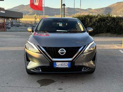 Nissan Qashqai MHEV 140 CV Business Grigio usata Fondi